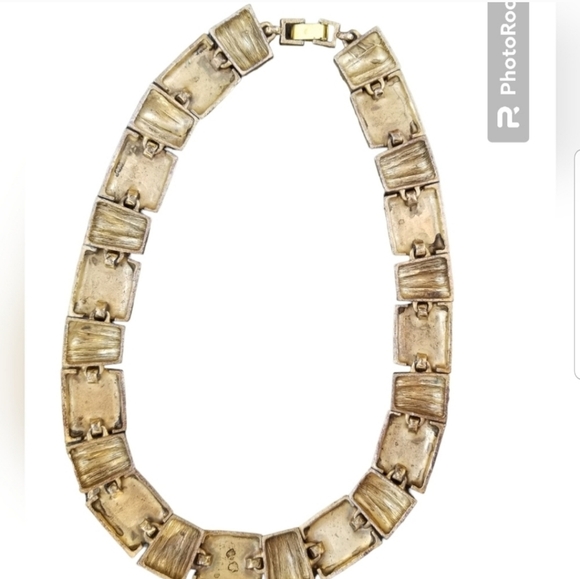 VINTAGE HIGH QUALITY ORNATE MATTE GOLDTONED & FAUX CHEETAH FUR COLLAR NECKLACE - Picture 6 of 6